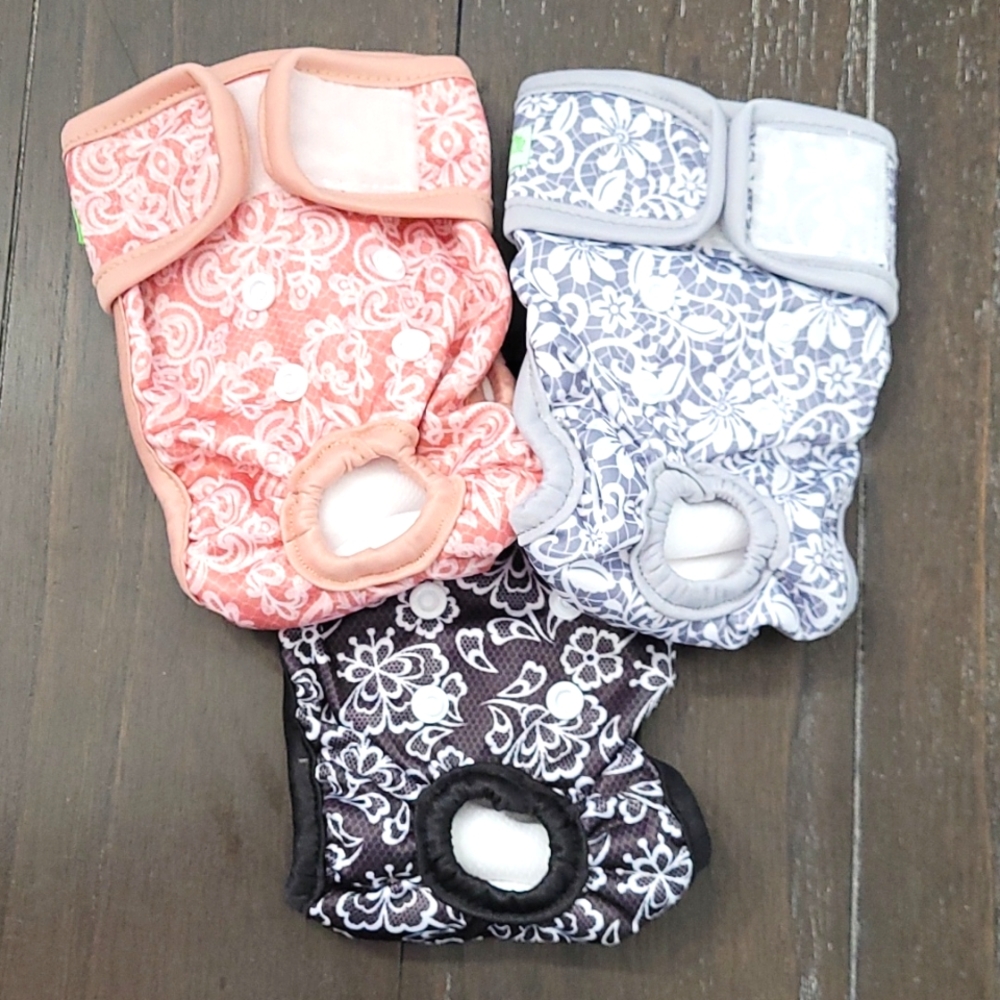 *New without tags* Female Dog diapers